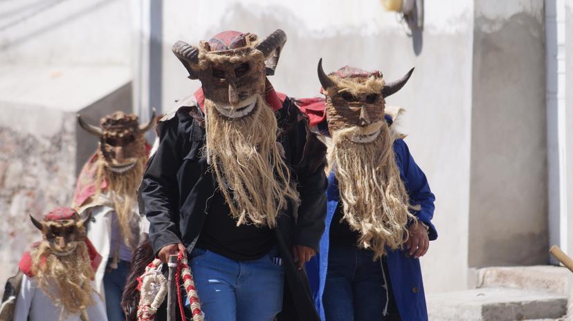 Por primera ocasión se realiza desfile de Carnaval en Tecamachalco