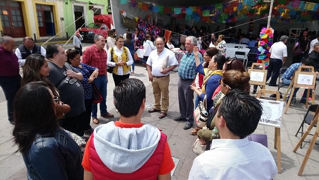 Miles asisten a Feria de las Comunidades de Tlatlauquitepec