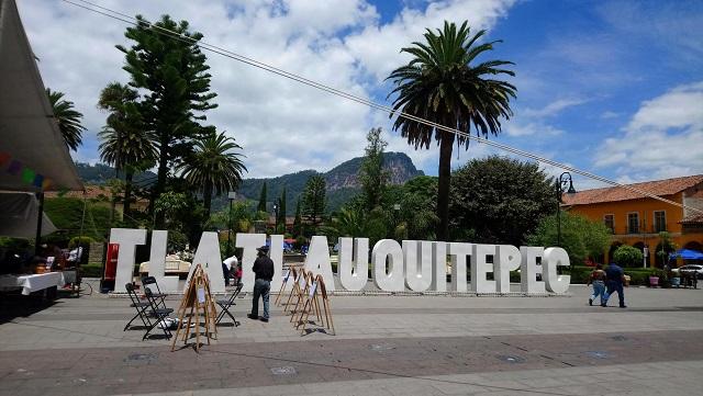 Miles asisten a Feria de las Comunidades de Tlatlauquitepec