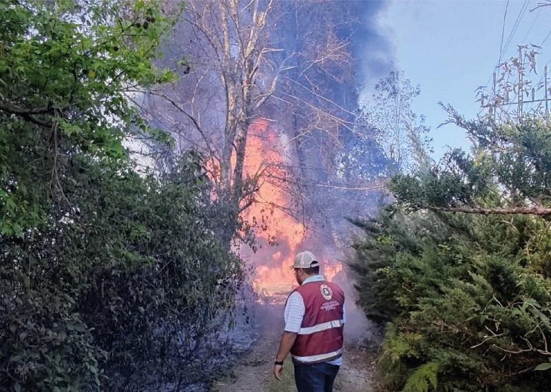 FOTOS Arde ducto por toma de huachicol en Huauchinango