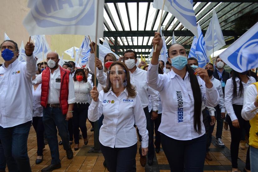 Por aglomeración, aperciben al equipo de Paola Angon