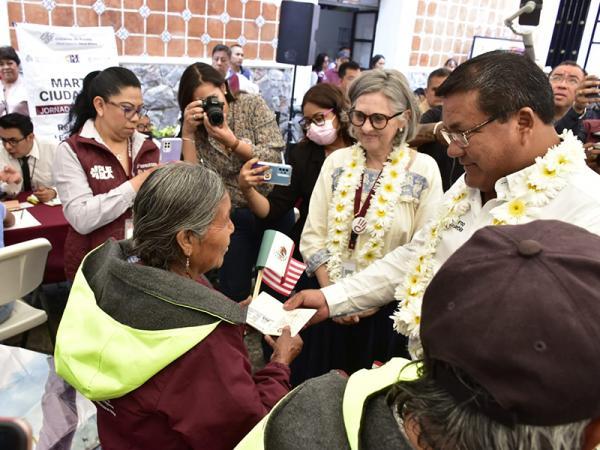 En Martes Ciudadano SEGOB promueve reencuentro familiar con programa Juntos otra vez