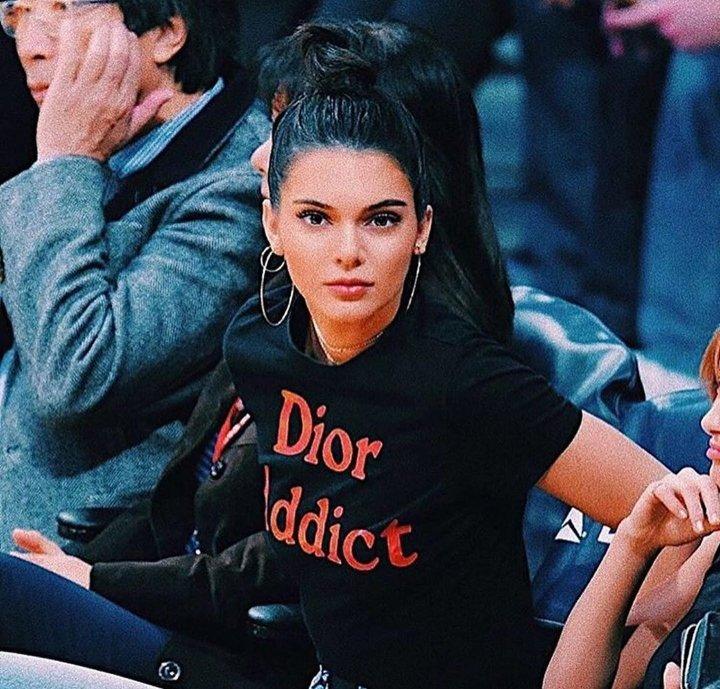  Kendall Jenner es demandada por 1.8 millones de dolares 