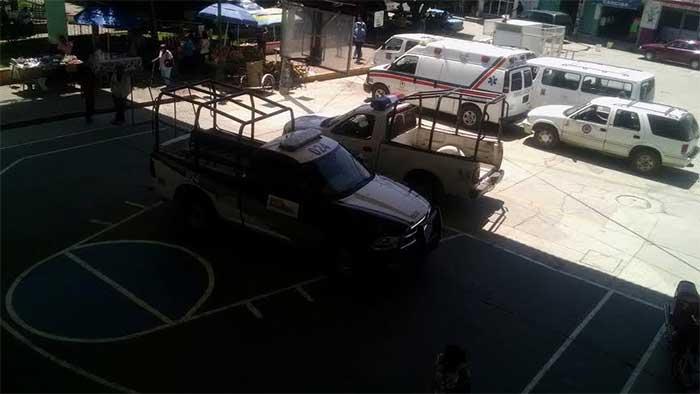 Retienen 8 hrs a edil de Tehuitzingo para aclarar viaje a EU