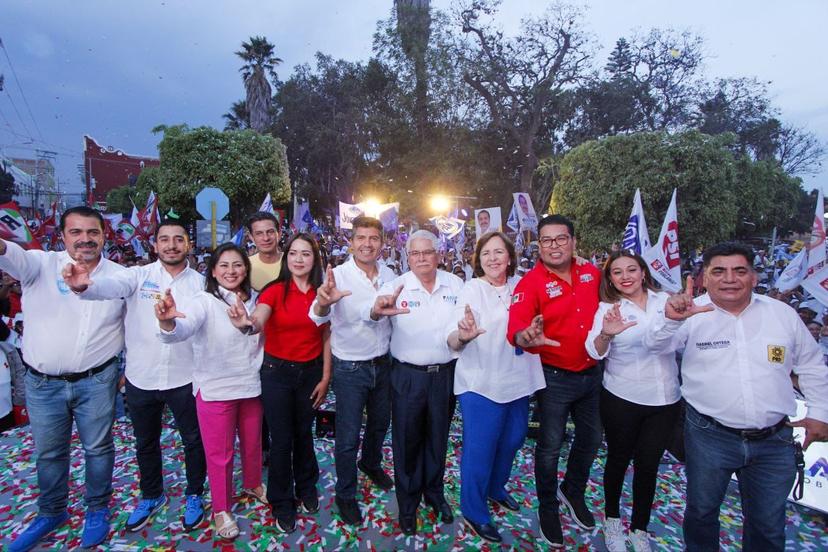 Un nuevo libramiento carretero y seguridad, ofrece Lalo Rivera en Texmelucan