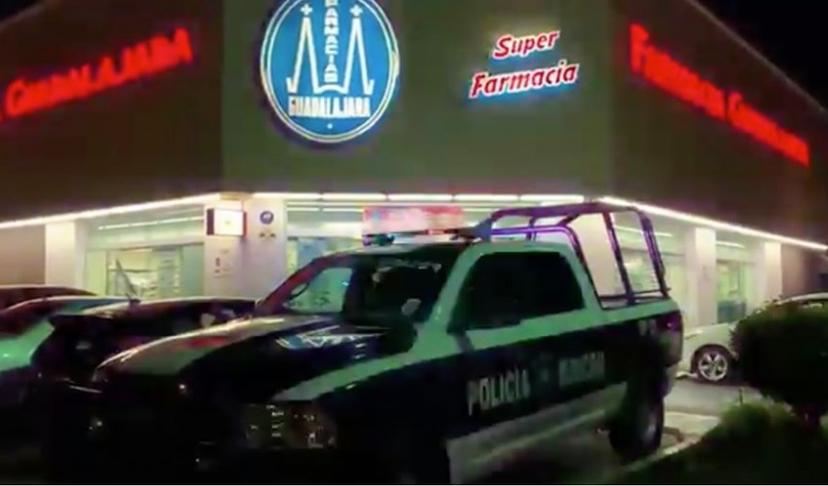 Asaltan farmacia Guadalajara de Huexotitla