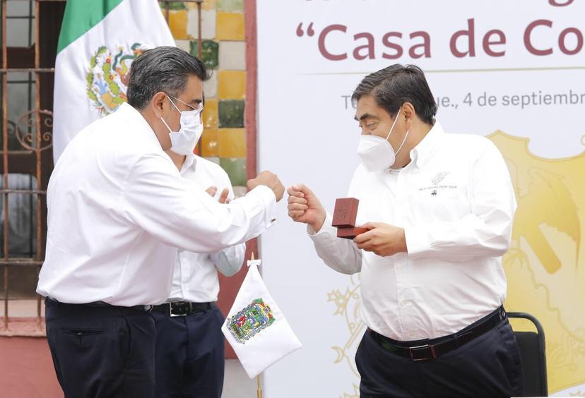 Pide Barbosa disciplina para pasar a verde en semáforo Covid en diciembre