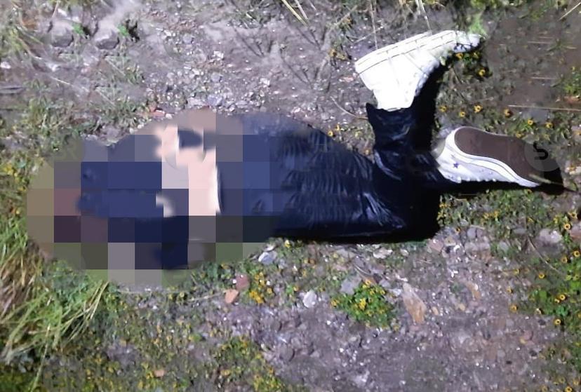 Hallan cadáver de joven con el tiro de gracia en Bosques de Chapultepec en Puebla