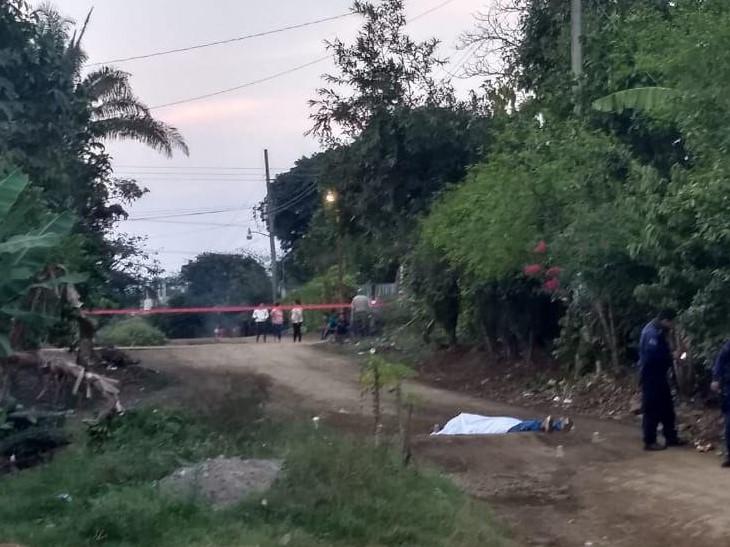 Ejecutan a tres en bar de Venustiano Carranza