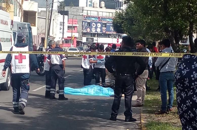 Ejecutan a hombre cerca de Plaza Dorada en la capital poblana