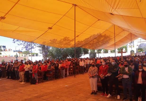 El Verde se viste de feria durante el Domingo de Resurrección