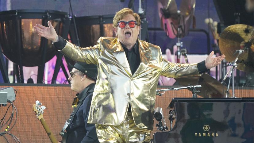 Elton John se despide de Reino Unido 