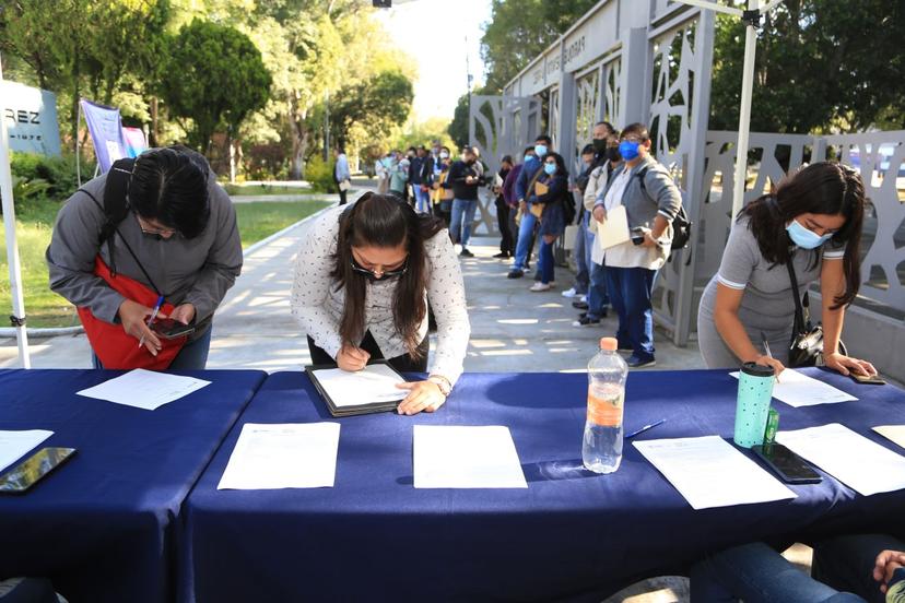 Ofrecen más de 700 plazas en la segunda feria del empleo municipal 