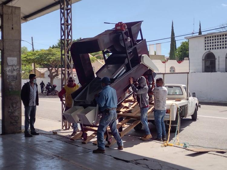 SDR entrega maquinaria a 229 productores de maíz de Tehuacán para incentivar el campo  