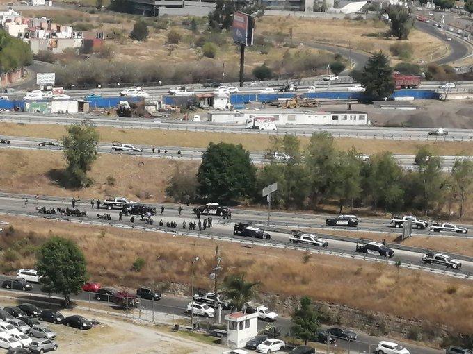 Reportan fuerte balacera en la Atlixcayotl entre guaruras y ministeriales