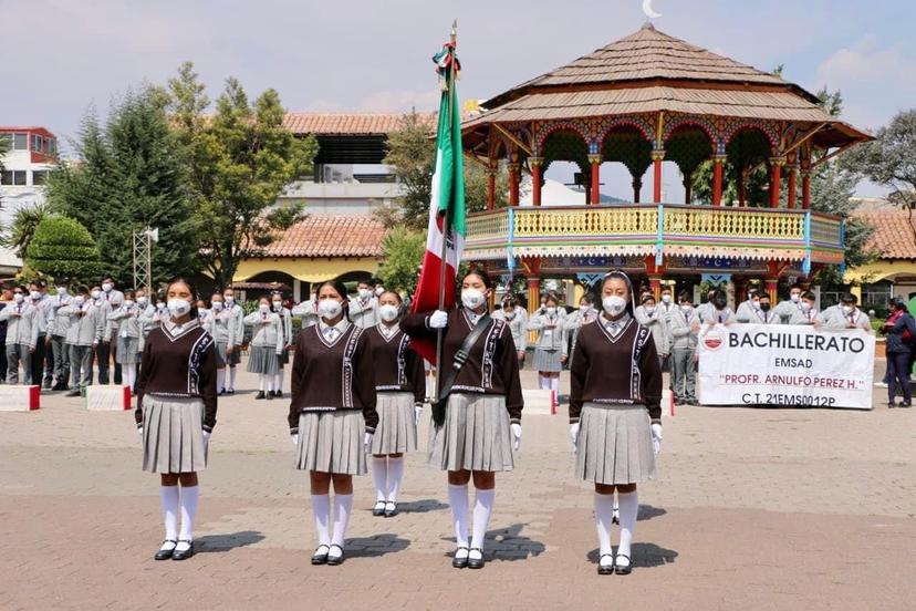 Desfile de la Batalla de Puebla en Chignahuapan