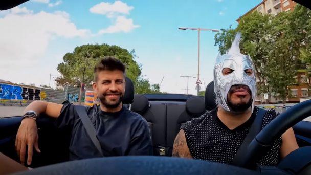 Gerard Piqué se sube al auto del  Escorpión Dorado para hablar de su vida