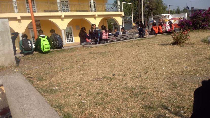 Roban escuela ubicada en presidencia auxiliar en El Verde