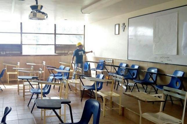 Detectan casos sospechosos de Covid en 18 escuelas de Puebla