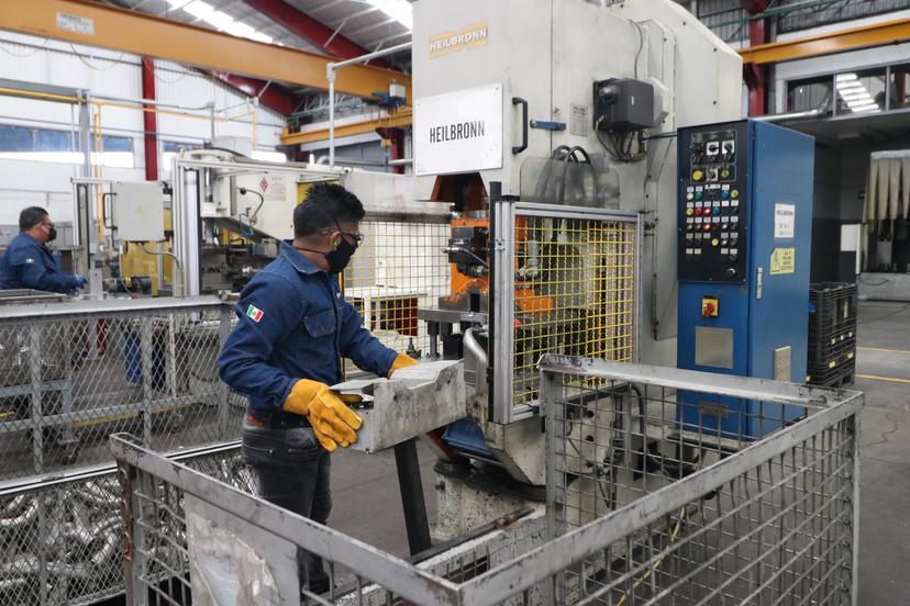 Crece 3.9% actividad industrial en Puebla al tercer trimestre de 2023