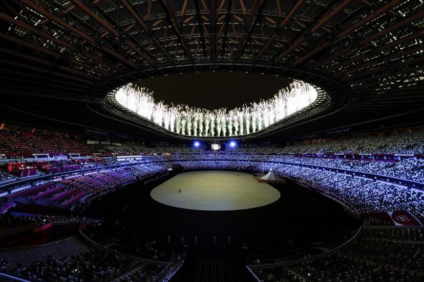 VIDEO Mil 824 drones forman un globo terráqueo en Tokyo