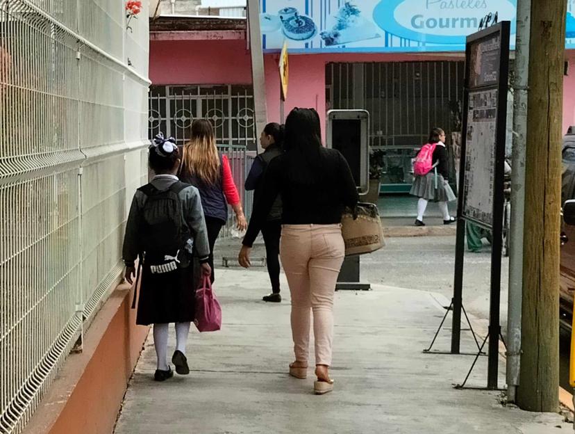 Sin ausentismo, ni afectaciones en escuelas de la Sierra Negra por bajas temperaturas