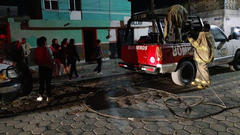 Explota moto en inmueble de Tecamachalco