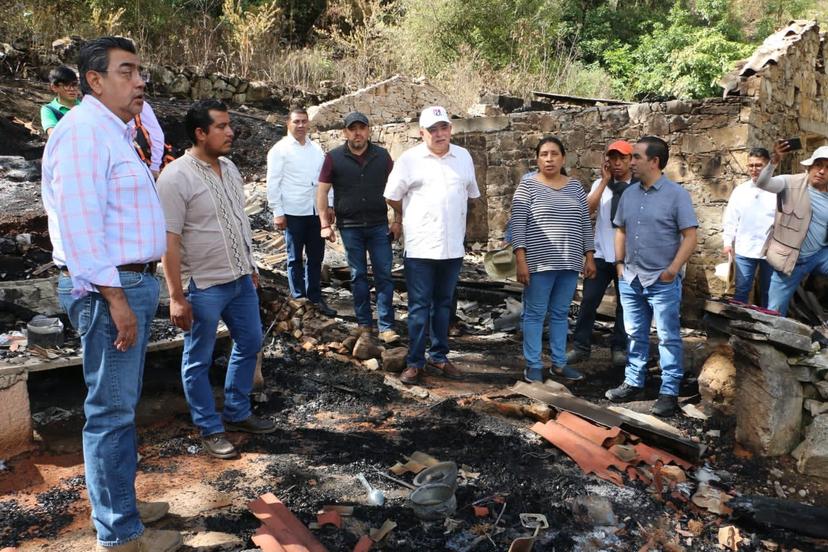 Extinguen incendio forestal en Zacatlán sin pérdida de vidas humanas