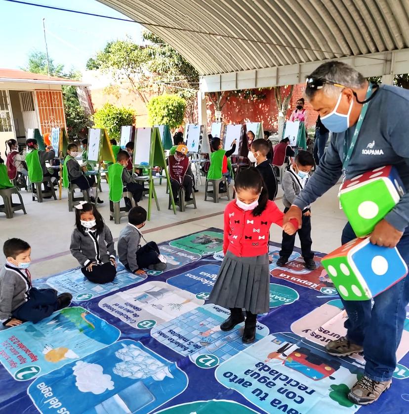 Soapama se reúne con pequeños del Jardín de Niños El Volcán