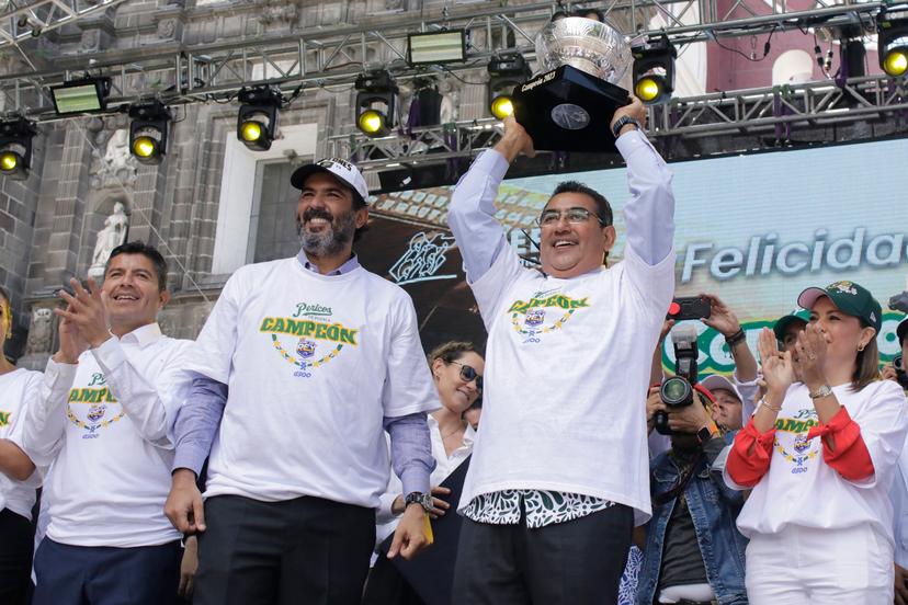 Este fin de semana se entregan playeras de Pericos campeón