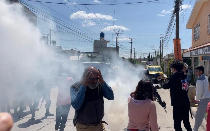 VIDEO Guardia Nacional arremete contra antorchistas