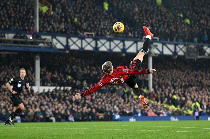 Golazo de Alejandro Garnacho con el Manchester United