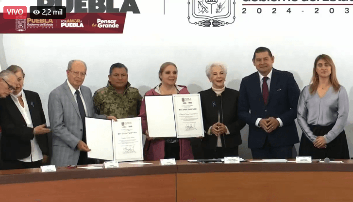 Las casas violeta son nombradas Casas Carmen Serdán