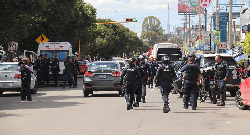 VIDEO: A disparos y golpes entran a La Fayuca; hay 12 detenidos