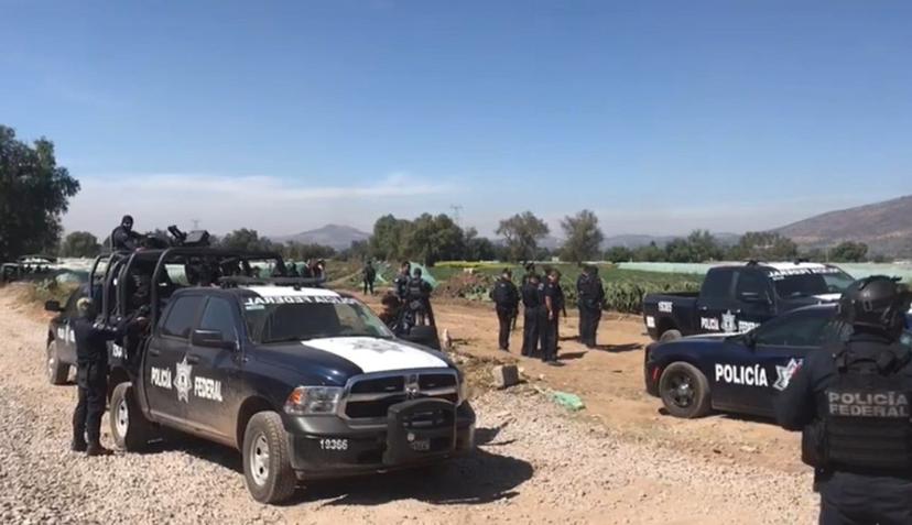 Federales se enfrentan a huachicoleros en Edomex