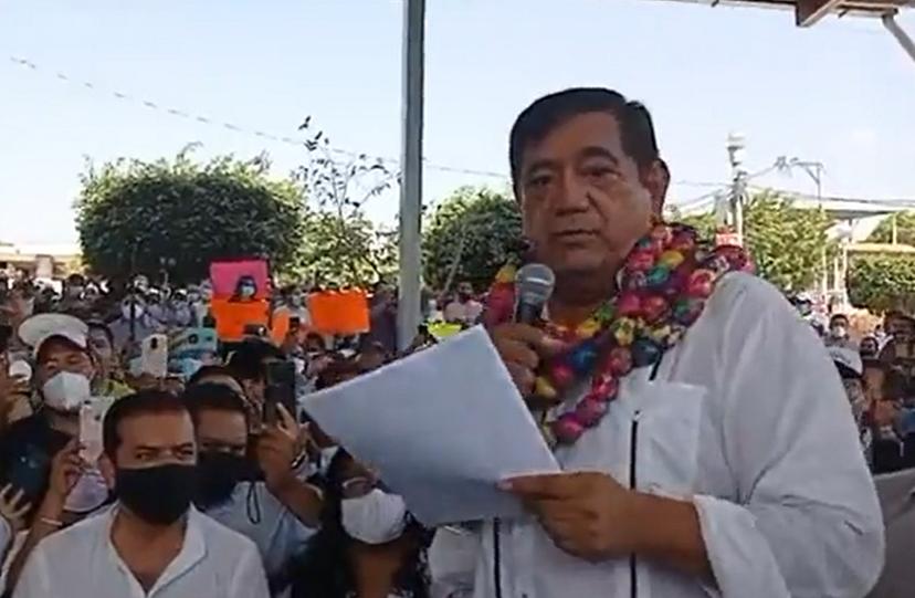 Salgado Macedonio comienza su campaña en Acapulco