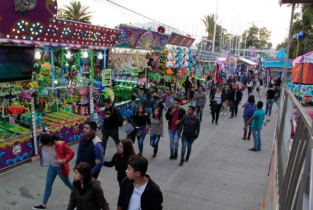 Será obligatorio uso de cubrebocas en eventos masivos de Feria de Puebla