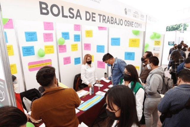 Coronango realiza Feria del Empleo con más de 250 vacantes