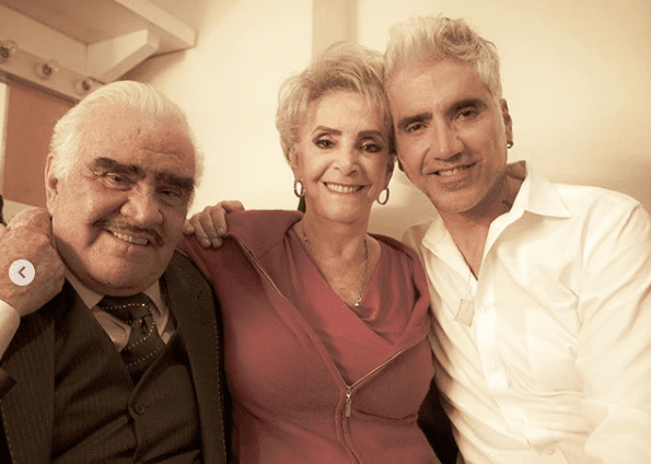 Vicente y El Potrillo estrenan canción por Día del Padre