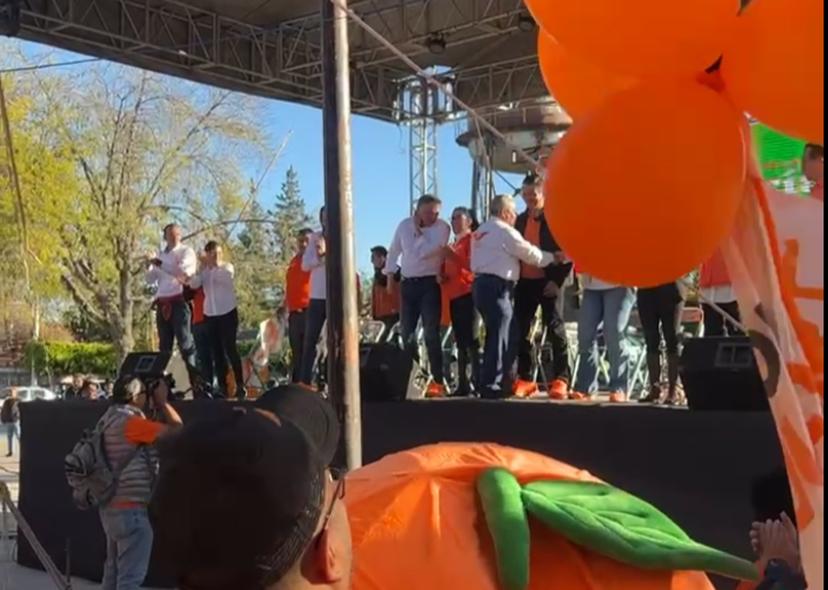 Fernando Morales cierra precampaña en Tecali de Herrera