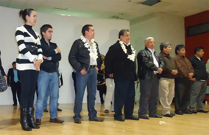 Festeja Puebla Unida triunfo en Zacapoaxtla