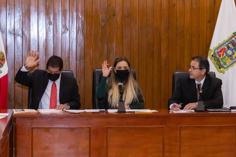 Fallo judicial frena represión de Angon contra una regidora crítica