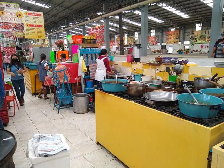 Inician operativos para evitar venta de comida de locales de Tehuacán