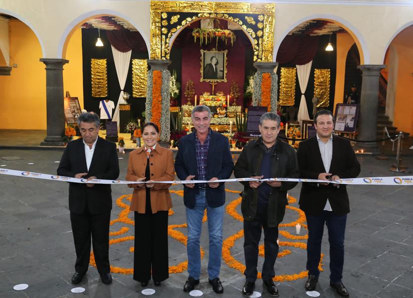 Inaugura Antonio Gali Corredor de Ofrendas 2018