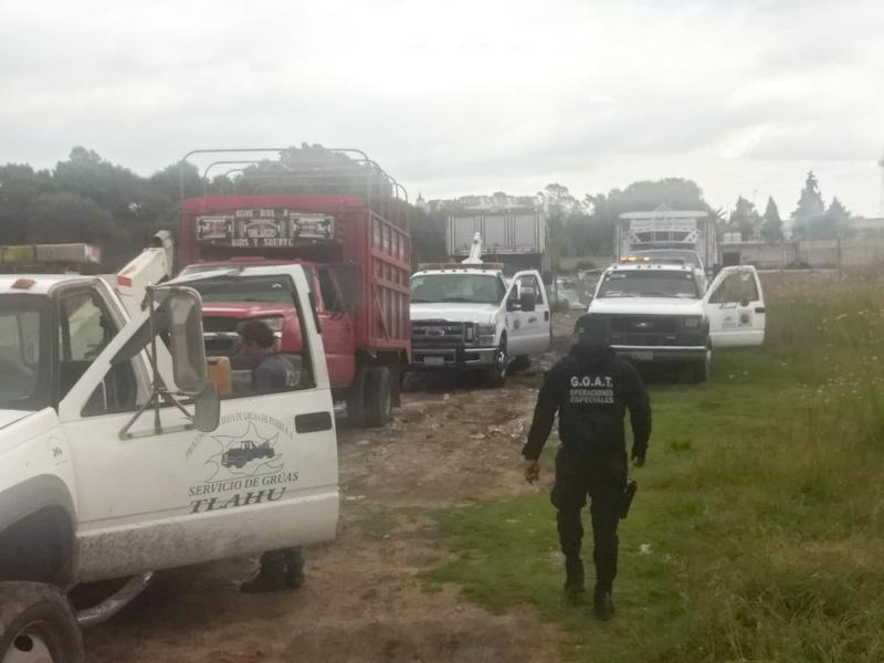 Aseguran 10 vehículos huachicoleros en Puebla
