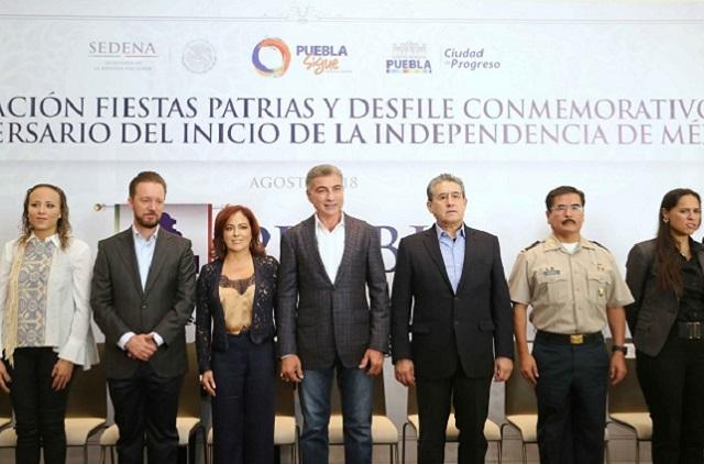 Gobierno presenta actividades del mes patrio en Puebla