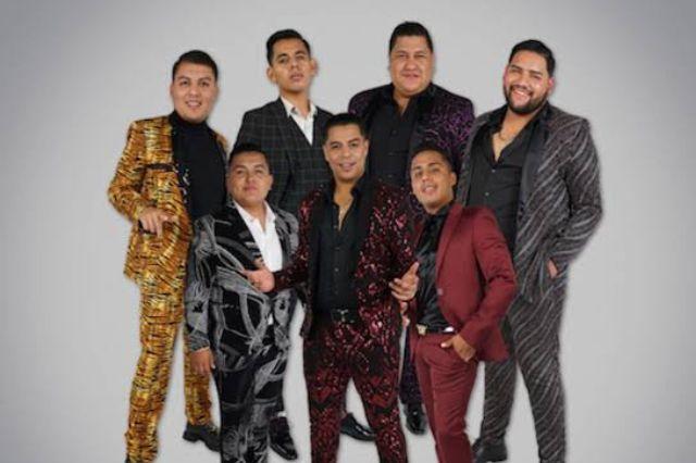 Grupo Firme se aleja de los narcocorridos con su disco “Evolución”