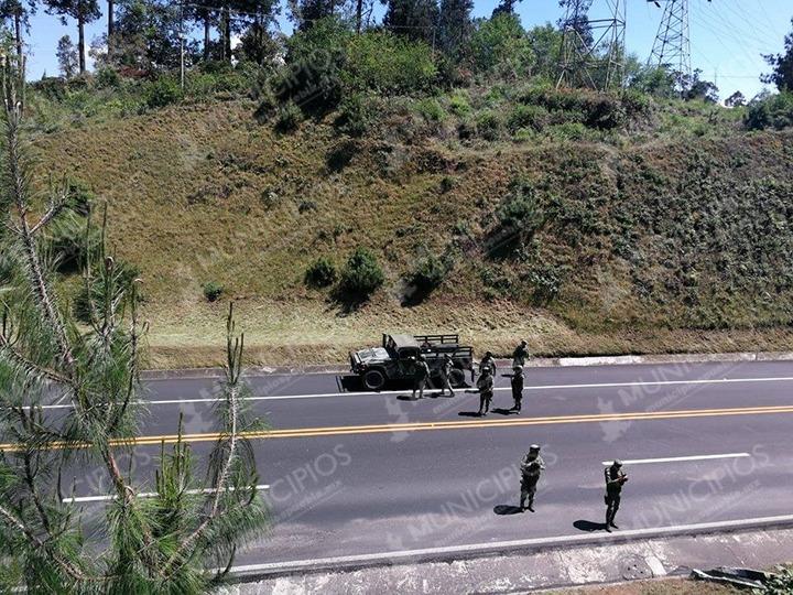 Por fuga, miles de litros de gasolina derramados en Huauchinango