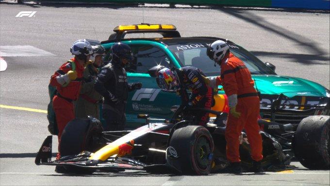 VIDEO Mala jornada para Sergio Pérez al chocar en el GP de Mónaco