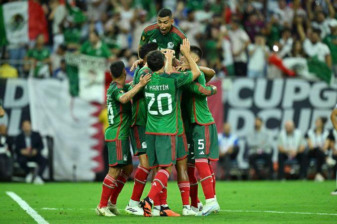 Lozano y el Tri debutan con goleada en la Copa Oro 2023